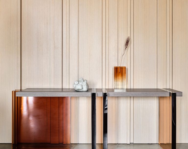 Epoxy Collection: Vases as the Finishing Touch to Your Interior